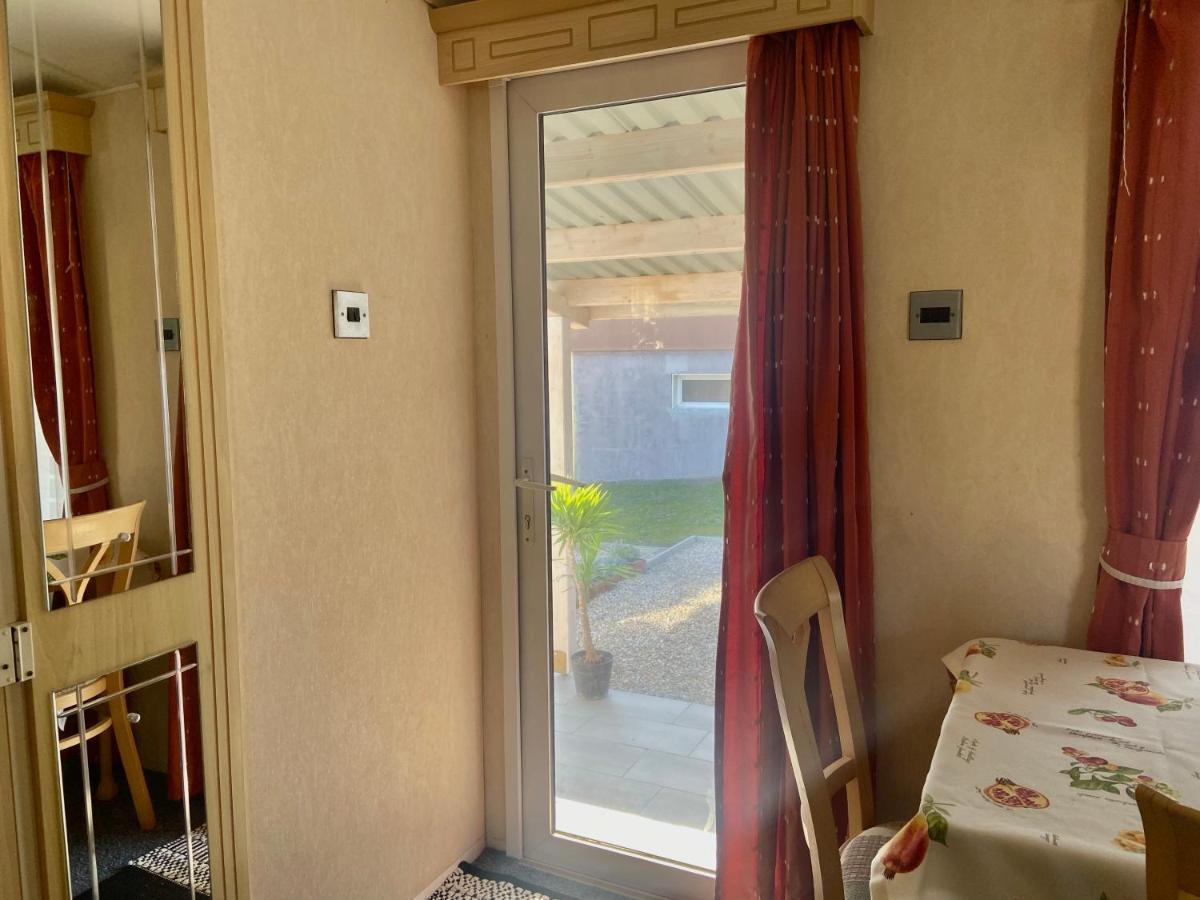 Kisvakond Vendeghaz Apartment Jeno Exterior photo